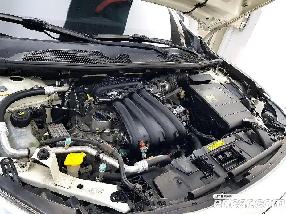 Renault SM3 2012 1.6 механика в Москве № 1761716, фото 6