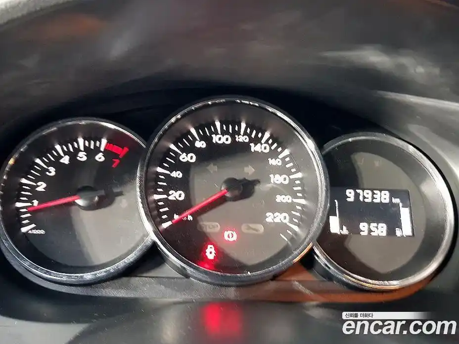 Renault SM3 2012 1.6 механика в Москве № 1761716, фото 7