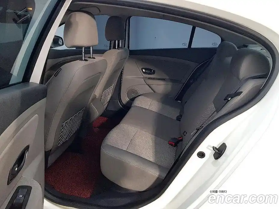 Renault SM3 2012 1.6 механика в Москве № 1761716, фото 9