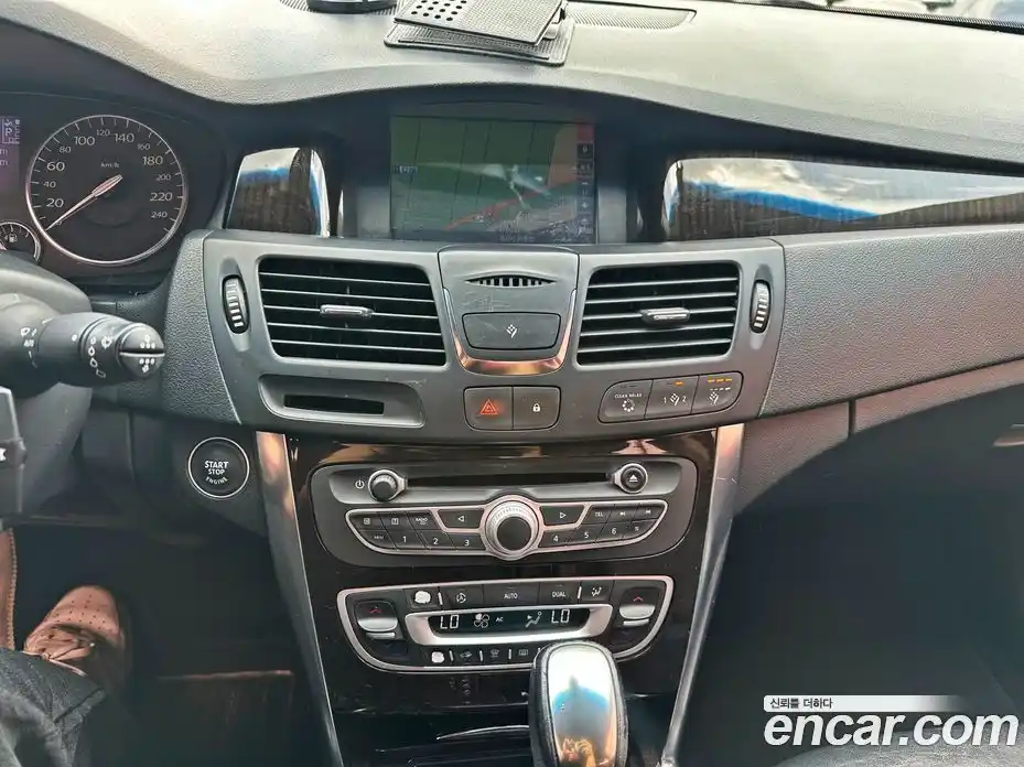 Renault SM5 2010 2.0 вариатор в Москве № 1761828, фото 19
