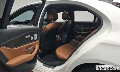 Mercedes-Benz E-Class 2020 2.0 гидро в Москве № 1762540, миниатюра 11
