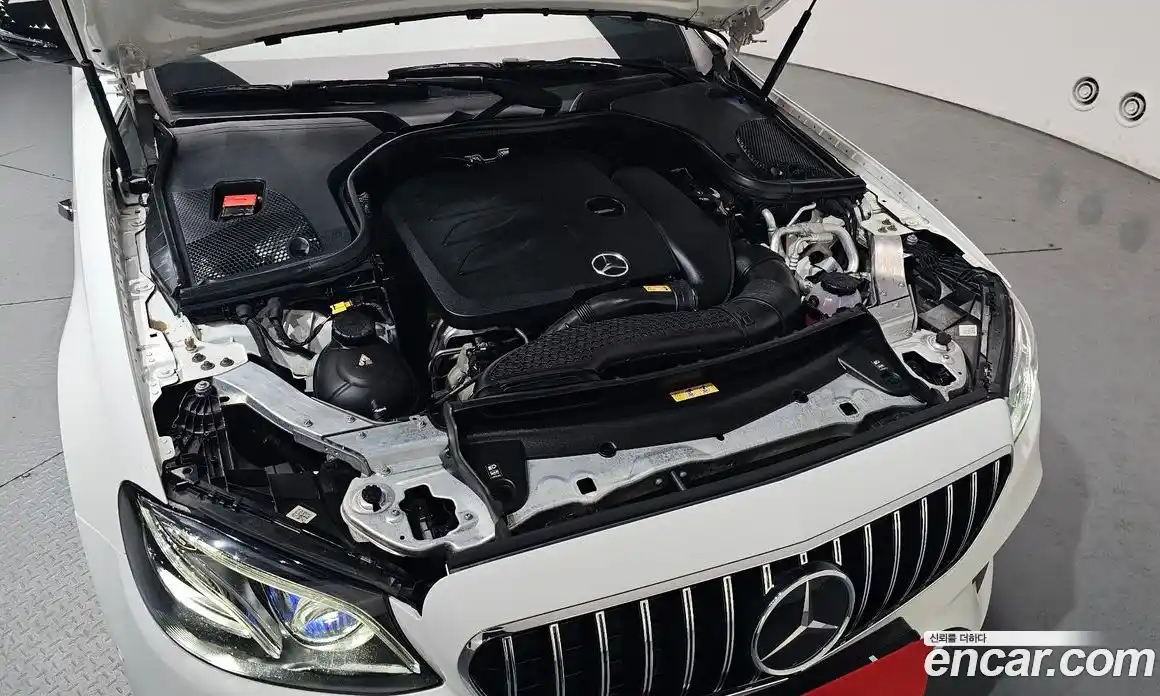 Mercedes-Benz E-Class 2020 2.0 гидро в Москве № 1762540, фото 6