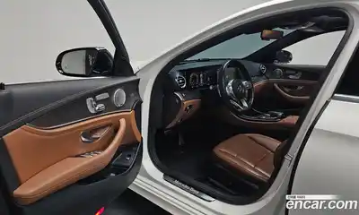 Mercedes-Benz E-Class 2020 2.0 гидро в Москве № 1762540, миниатюра 10