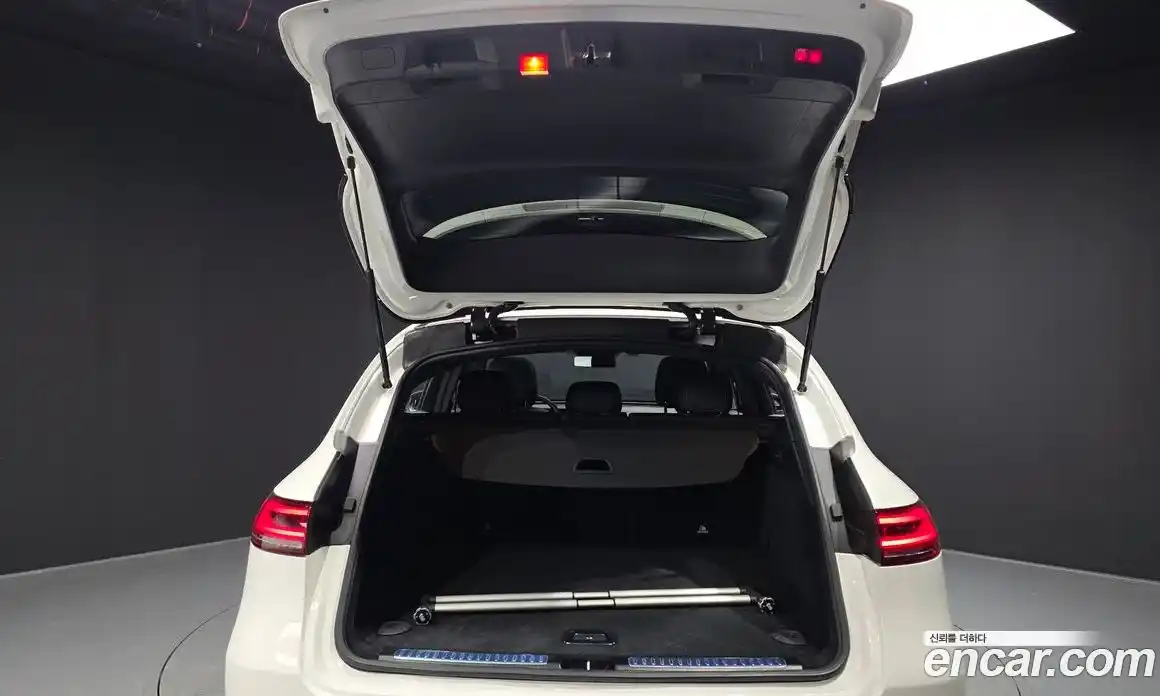 Mercedes-Benz EQC 2020 0.2 гидро в Москве № 1762640, фото 20