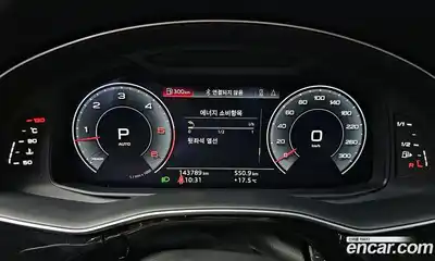 Audi Q7 2020 3.0 гидро в Москве № 1763255, миниатюра 8