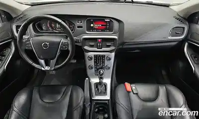 Volvo V40 2018 2.0 гидро в Москве № 1763561, миниатюра 7
