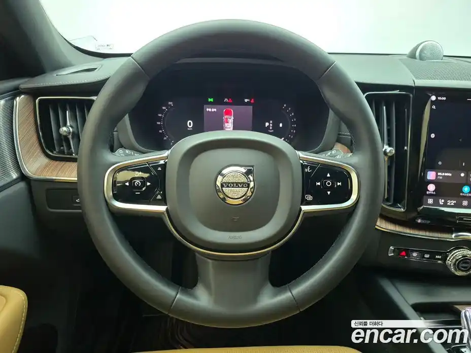 Volvo XC60 2024 2.0 гидро в Москве № 1763686, фото 12