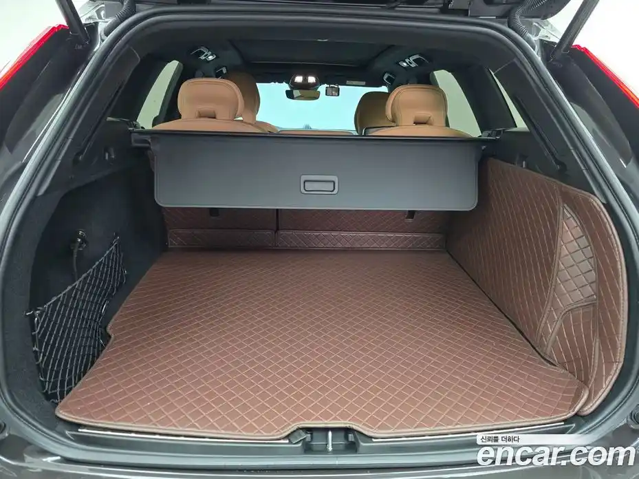 Volvo XC60 2024 2.0 гидро в Москве № 1763686, фото 19