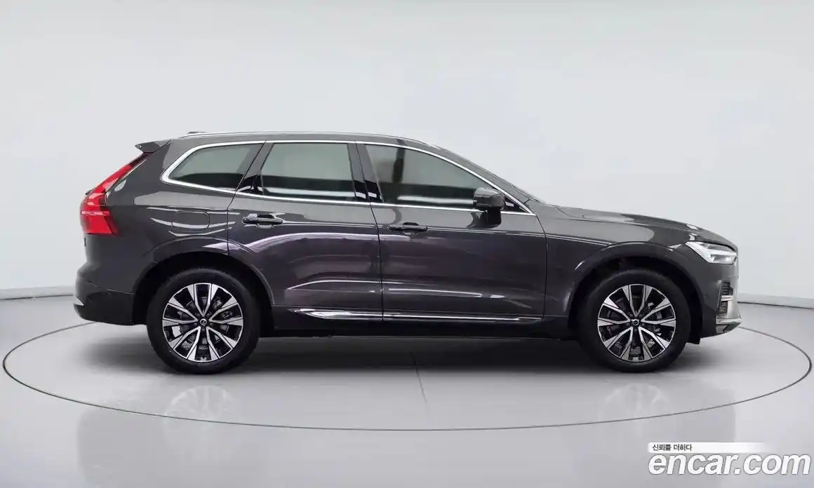 Volvo XC60 2024 2.0 гидро в Москве № 1763686, фото 3