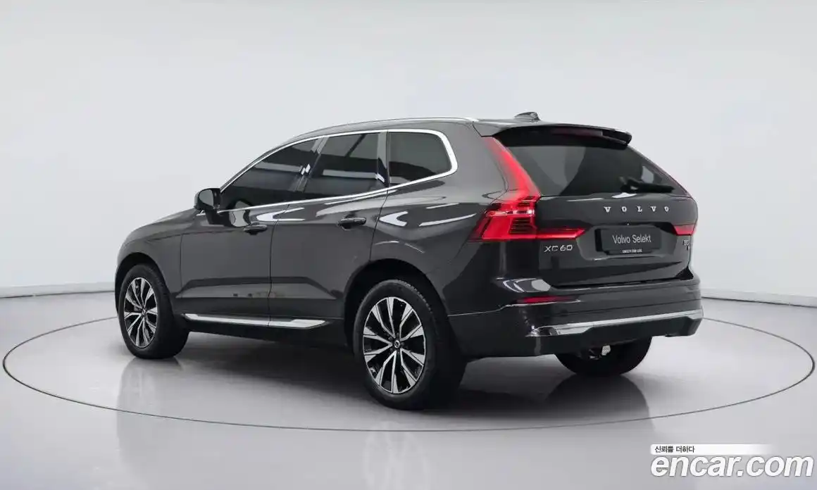 Volvo XC60 2024 2.0 гидро в Москве № 1763686, фото 4