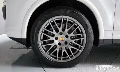 Porsche Cayenne 2017 3.0 гидро в Москве № 1763864, миниатюра 5