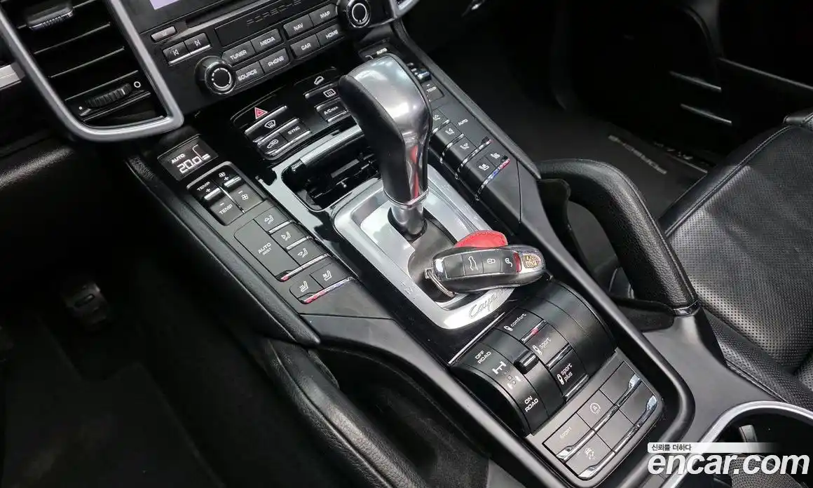 Porsche Cayenne 2017 3.0 гидро в Москве № 1763864, фото 9