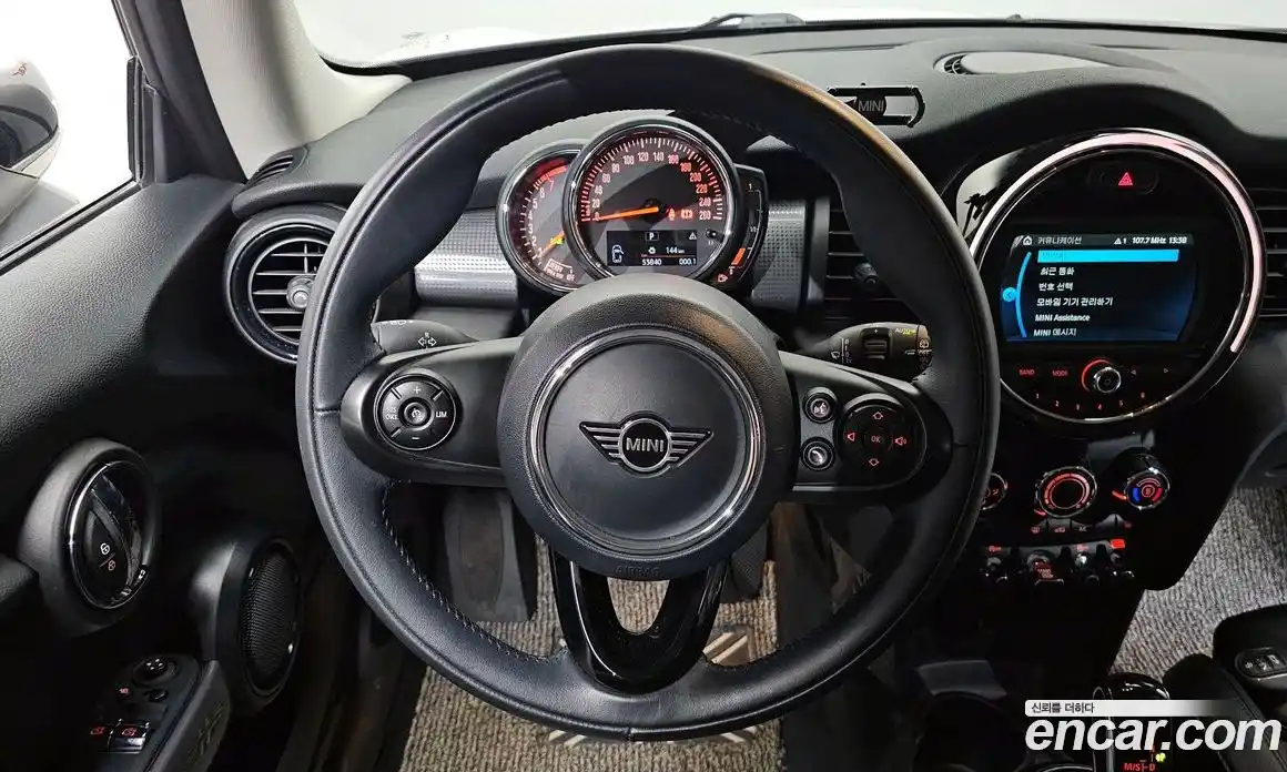 Mini Cooper 2020 1.5 гидро в Москве № 1764410, фото 12