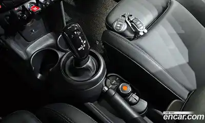Mini Cooper 2020 1.5 гидро в Москве № 1764410, миниатюра 9