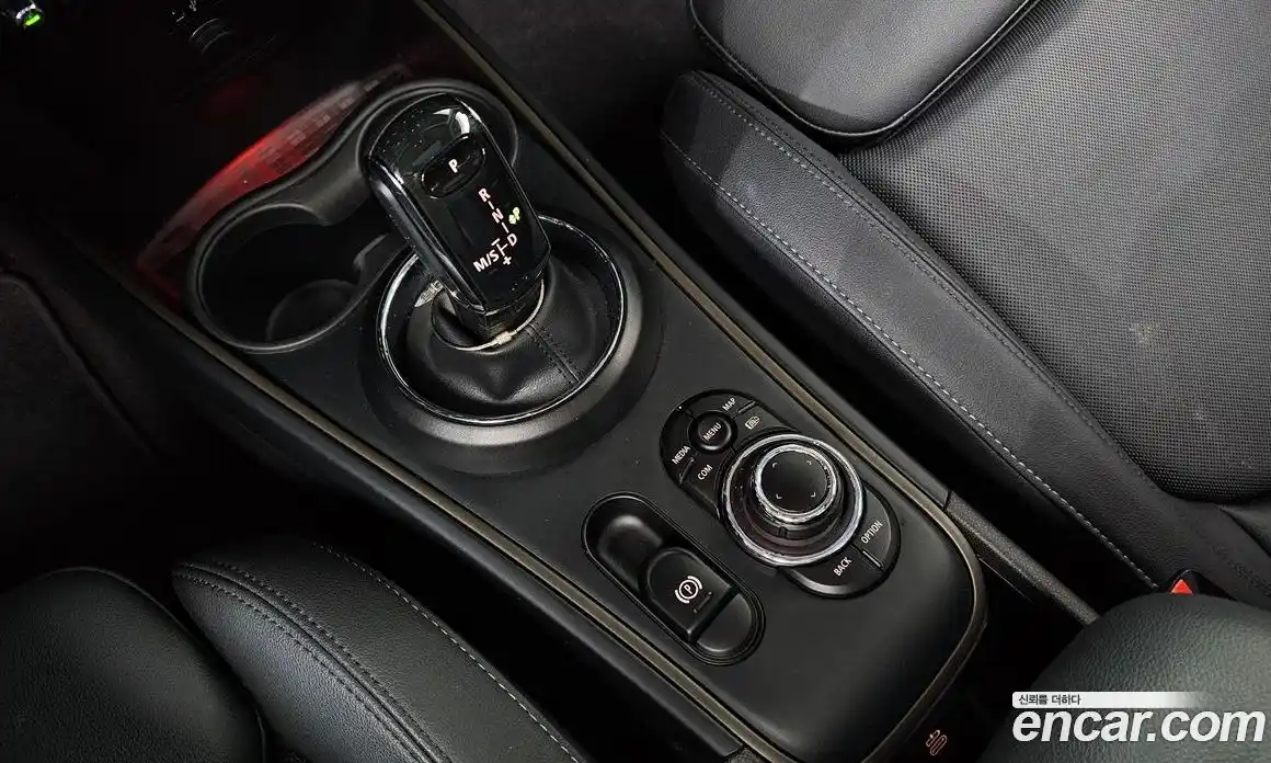 Mini Countryman 2023 1.5 гидро в Москве № 1764411, фото 9