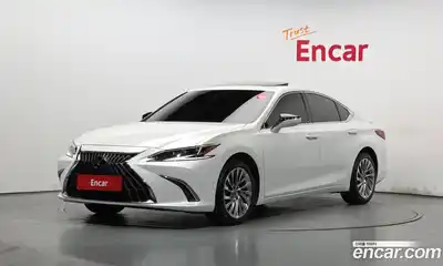 Lexus ES, 2024