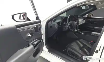 Lexus ES 2024 2.5 гидро в Москве № 1764901, миниатюра 11