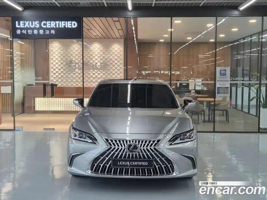 Lexus ES 2025 2.5 вариатор в Москве № 1764982, фото 3
