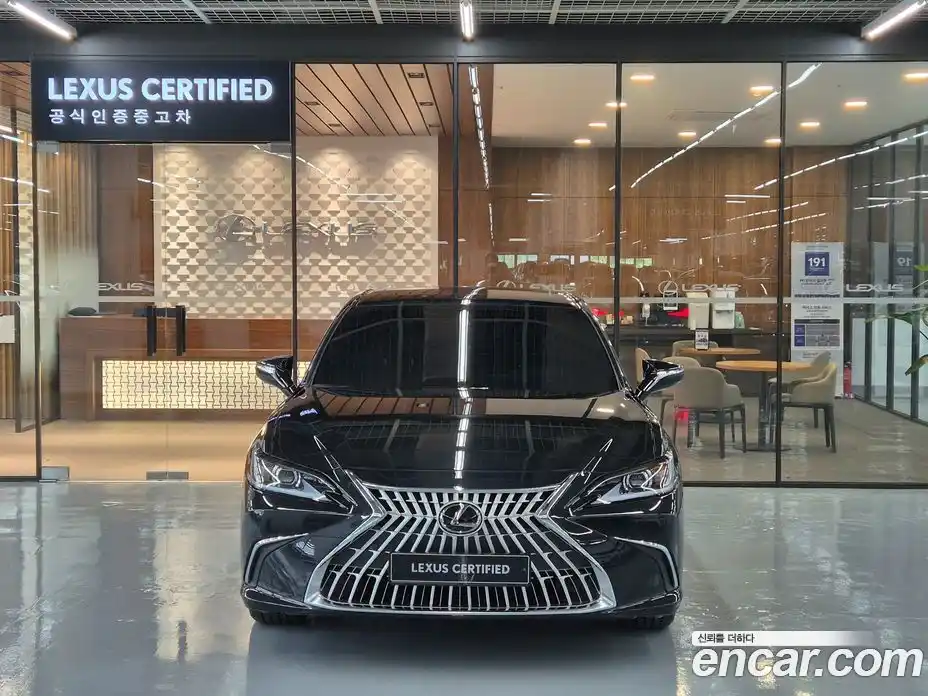 Lexus ES 2025 2.5 вариатор в Москве № 1764983, фото 3