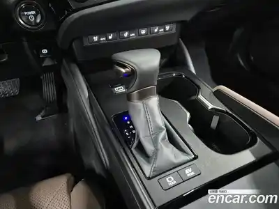 Lexus ES 2025 2.5 вариатор в Москве № 1764983, миниатюра 9
