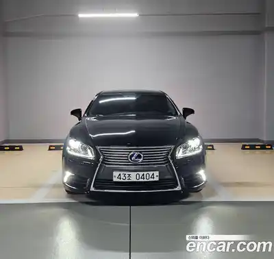 Lexus LS 2016 5.0 вариатор в Москве № 1765006, миниатюра 3