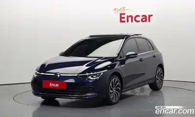 Volkswagen Golf, 2022