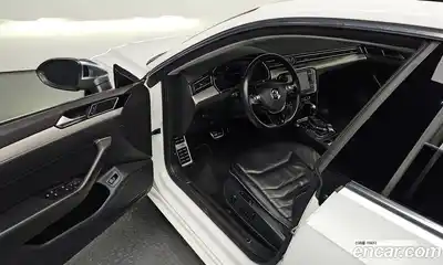 Volkswagen Arteon 2019 2.0 гидро в Москве № 1765214, миниатюра 11