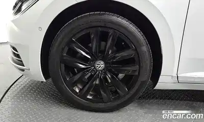 Volkswagen Arteon 2019 2.0 гидро в Москве № 1765214, миниатюра 5
