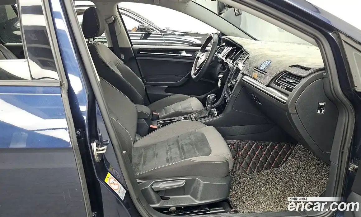 Volkswagen Golf 2016 1.4 гидро в Москве № 1765296, фото 11
