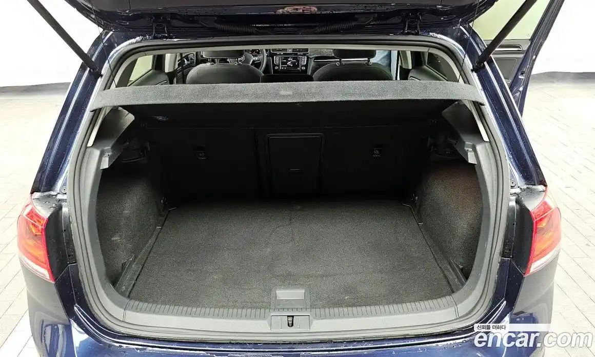 Volkswagen Golf 2016 1.4 гидро в Москве № 1765296, фото 20