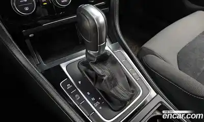 Volkswagen Golf 2016 1.4 гидро в Москве № 1765296, миниатюра 9