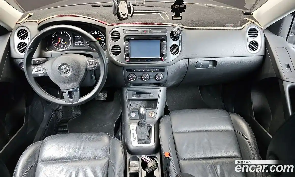 Volkswagen Tiguan 2015 2.0 гидро в Москве № 1765324, фото 13