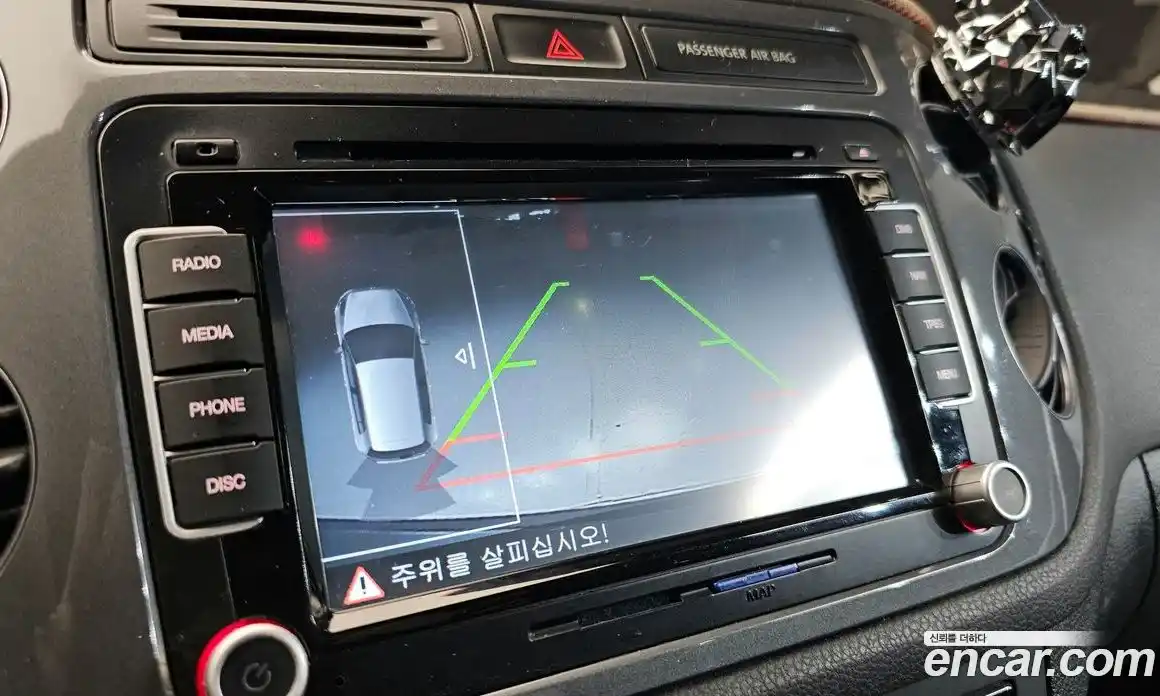 Volkswagen Tiguan 2015 2.0 гидро в Москве № 1765324, фото 14