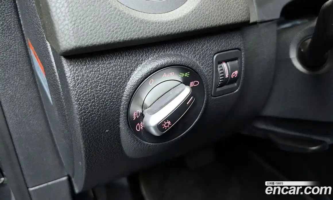 Volkswagen Tiguan 2015 2.0 гидро в Москве № 1765324, фото 18