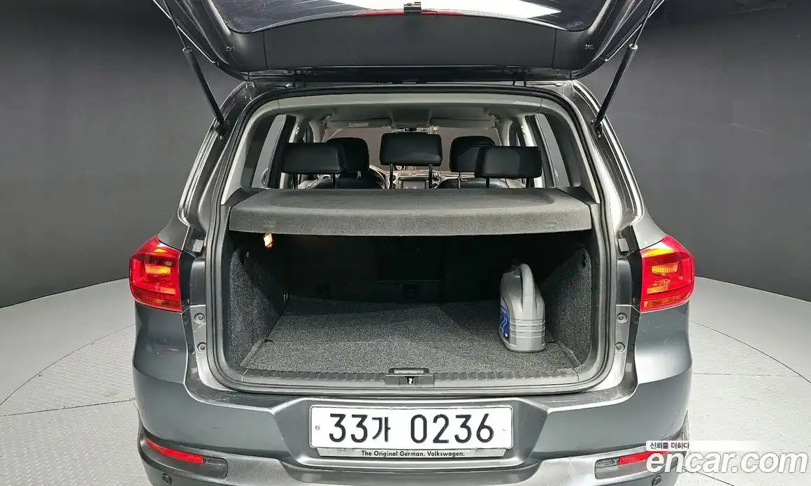 Volkswagen Tiguan 2015 2.0 гидро в Москве № 1765324, фото 20