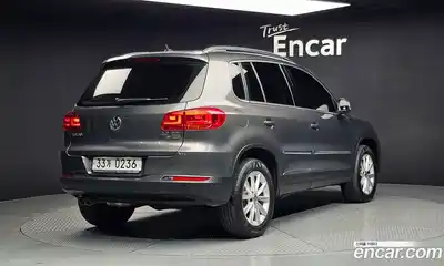 Volkswagen Tiguan 2015 2.0 гидро в Москве № 1765324, миниатюра 2