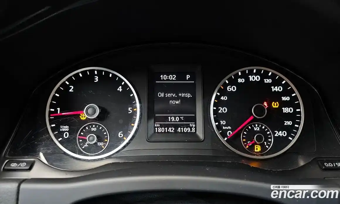 Volkswagen Tiguan 2015 2.0 гидро в Москве № 1765324, фото 8