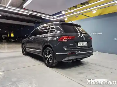 Volkswagen Tiguan 2020 2.0 гидро в Москве № 1765369, миниатюра 7