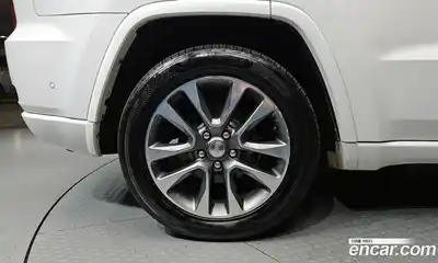 Jeep Cherokee 2017 3.0 гидро в Москве № 1766416, миниатюра 5
