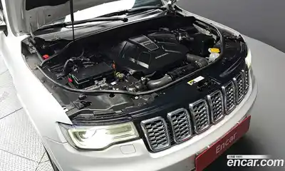 Jeep Cherokee 2017 3.0 гидро в Москве № 1766416, миниатюра 6