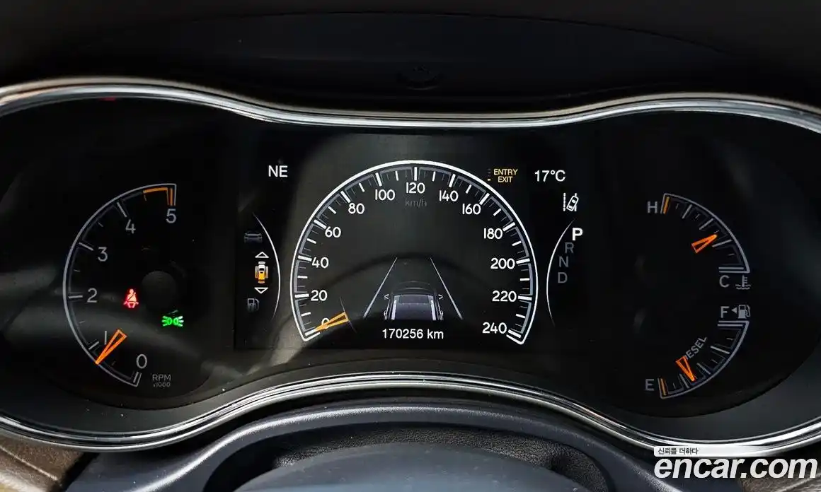 Jeep Cherokee 2017 3.0 гидро в Москве № 1766416, фото 8