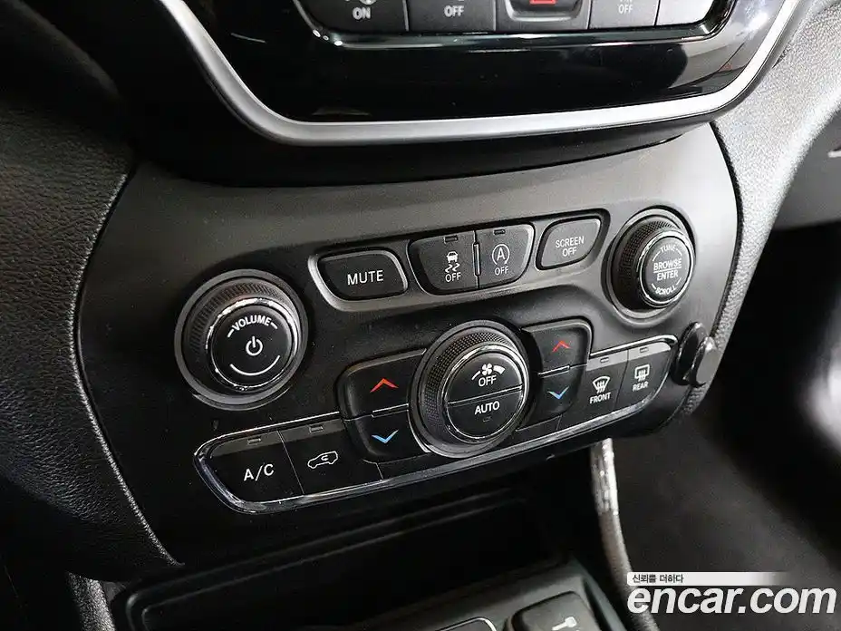Jeep Cherokee 2021 2.4 гидро в Москве № 1766533, фото 10