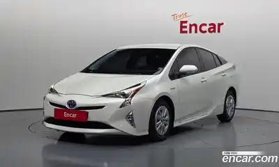 Toyota Prius, 2016