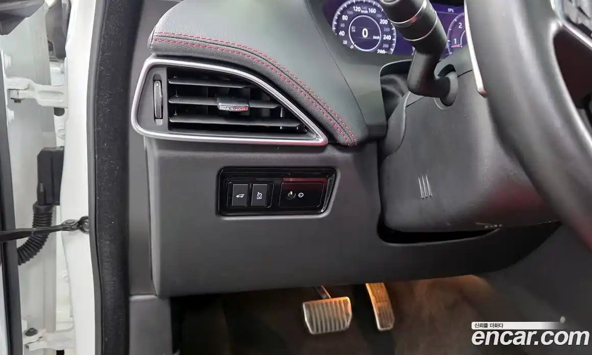 Jaguar F-Pace 2019 2.0 гидро в Москве № 1770405, фото 16