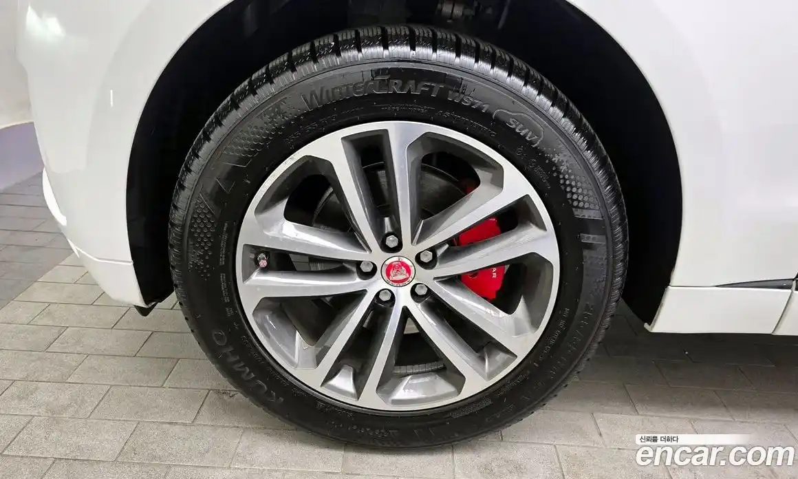 Jaguar F-Pace 2019 2.0 гидро в Москве № 1770405, фото 5
