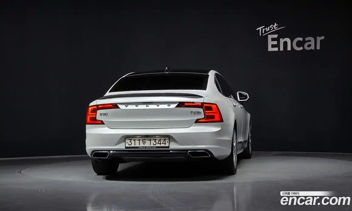 Volvo S90 2019 2.0 гидро в Москве № 197043, фото 4