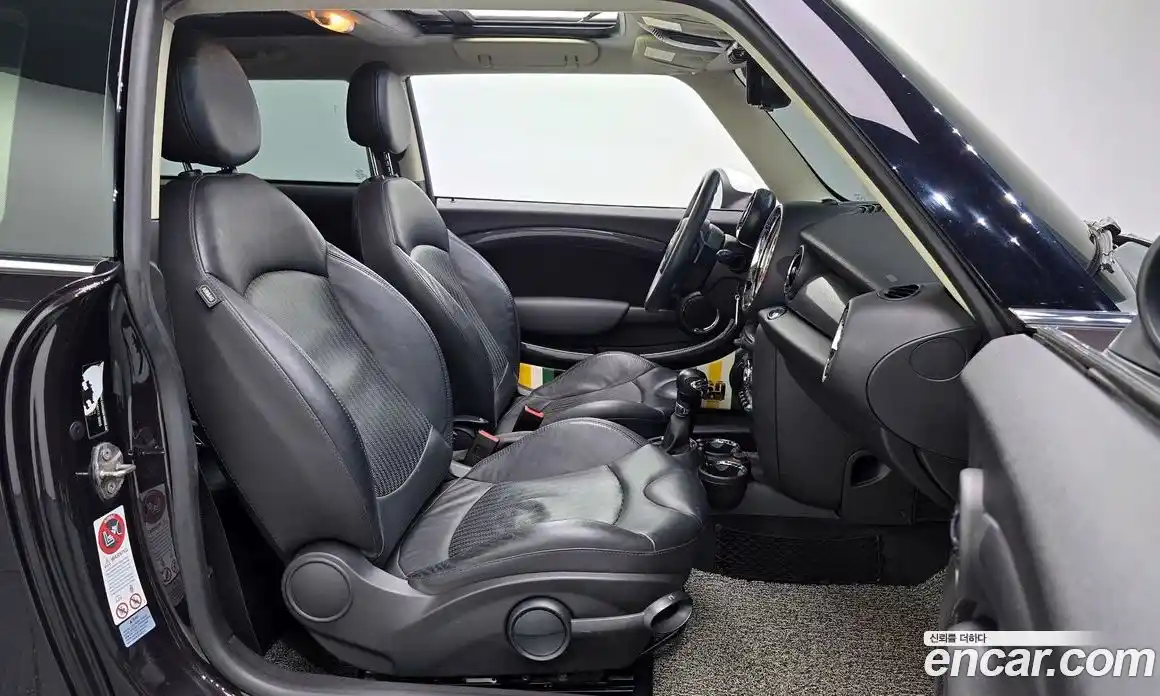 Mini Cooper 2013 1.6 гидро в Москве № 206447, фото 10