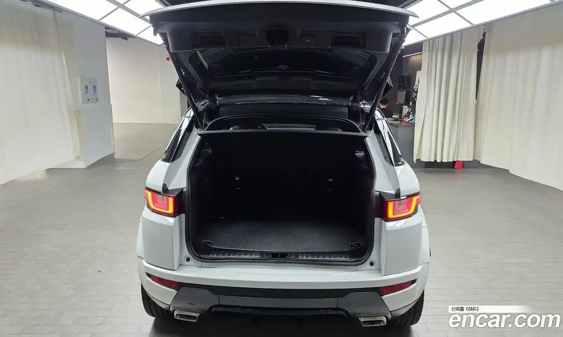 Land Rover Range-Rover Evoque 2016 2.0 гидро в Москве № 213675, фото 20