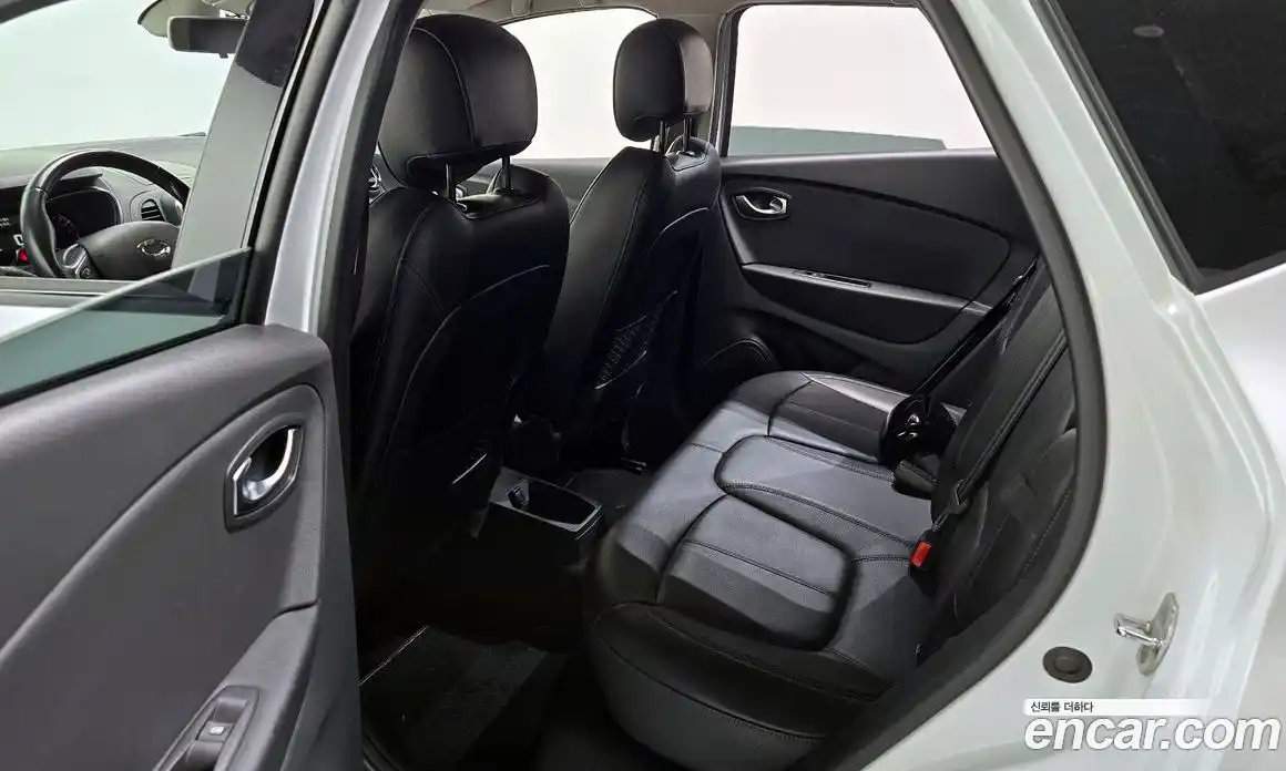 Renault QM3 2019 1.5 гидро в Москве № 223908, фото 11