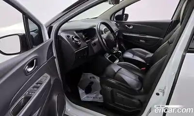 Renault QM3 2019 1.5 гидро в Москве № 223908, миниатюра 10